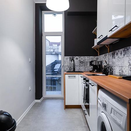 New Black & White - 2Bdr Apartment With Balcony Sofia Exterior photo
